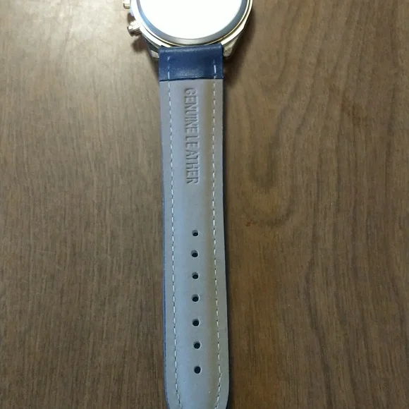 Classique Men's Watch with original case - Picture 5 of 10